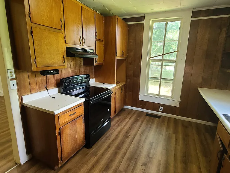 774 Macon Ave — Photo 21