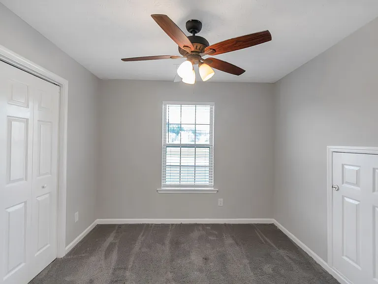 742 White Dove Dr — Photo 31