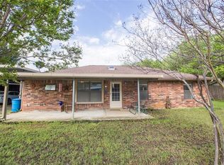 205 Skelton St, Lake Dallas, TX 75065