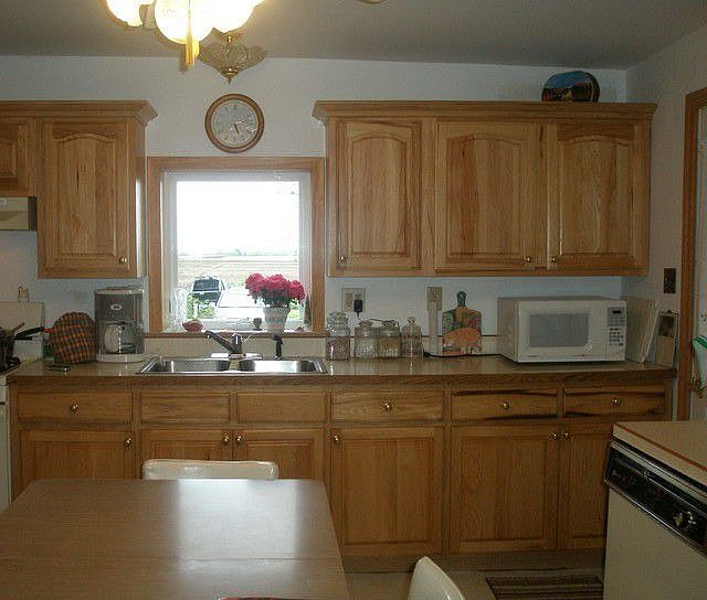 2nd image of 1409 Yates Ave