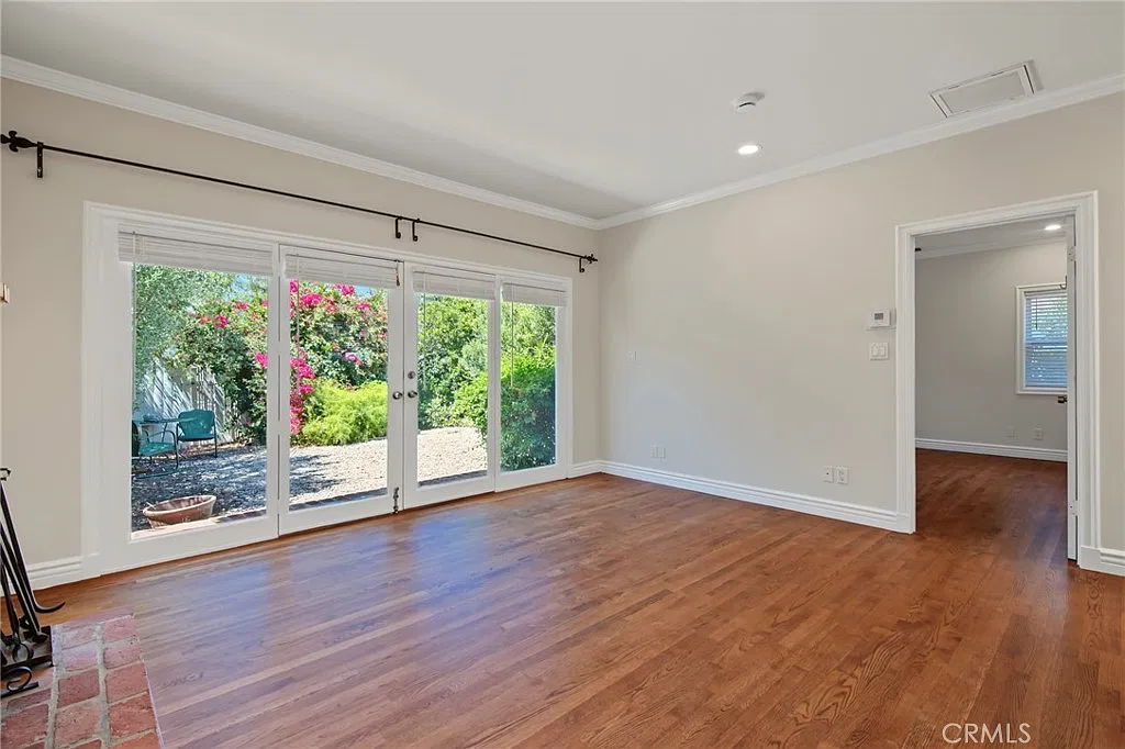 1 bed, 900 sqft, $3,450 — Photo 4