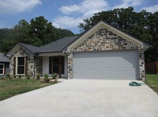 123 Oak St, Emory, TX 75440