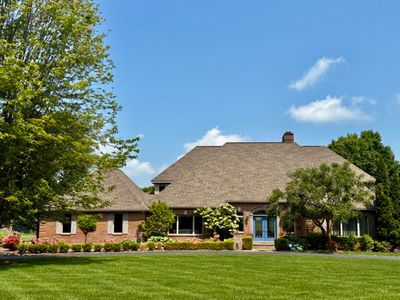 9388 York Woods Dr, Saline, MI, 48176