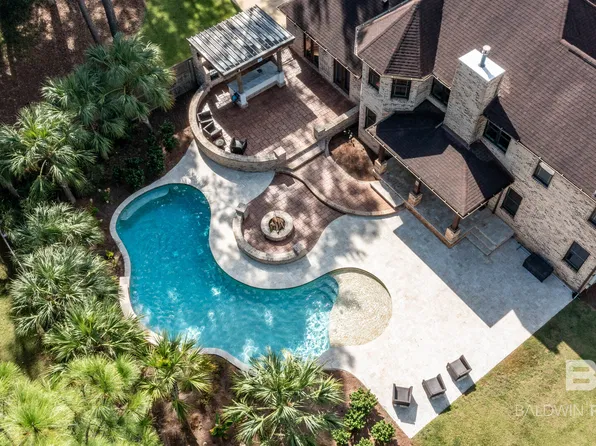 18317 Treasure Oaks Rd, Gulf Shores, AL 36542