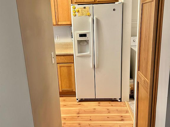 4th image of 9815 Wildwood Ct Unit 1-C