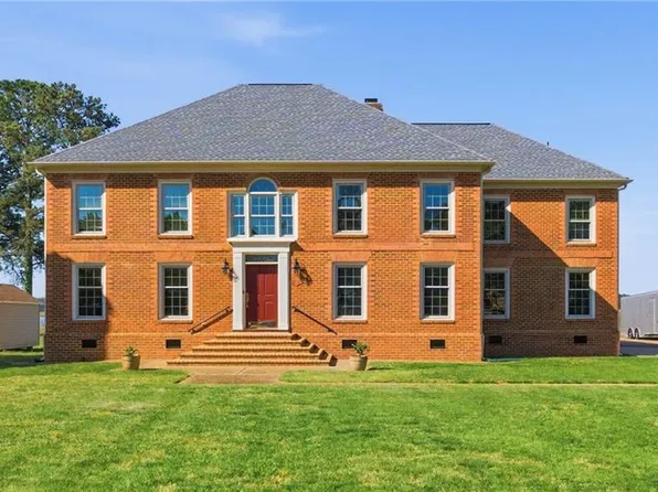 702 Lipton Dr, Newport News, VA 23608