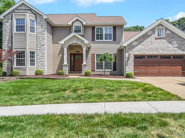 1514 Clayton Woods Ct, Ballwin, MO 63011