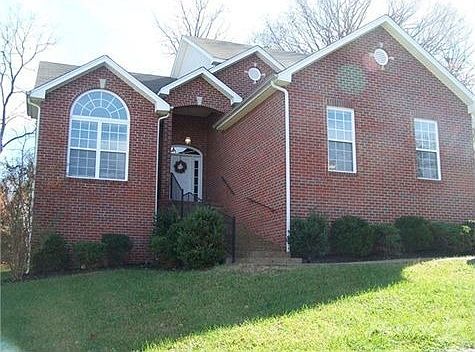1st image of 716 Stonecastle Pl