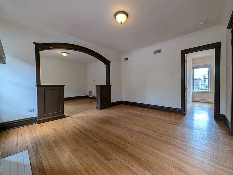 3449 W Schubert Ave #3 — Photo 3