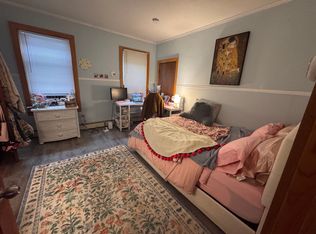 89 Webster Ave #1R, Cambridge, MA 02141