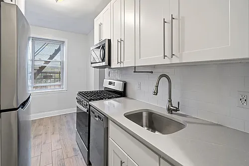 101 Terrace Avenue Apartments Photo 1