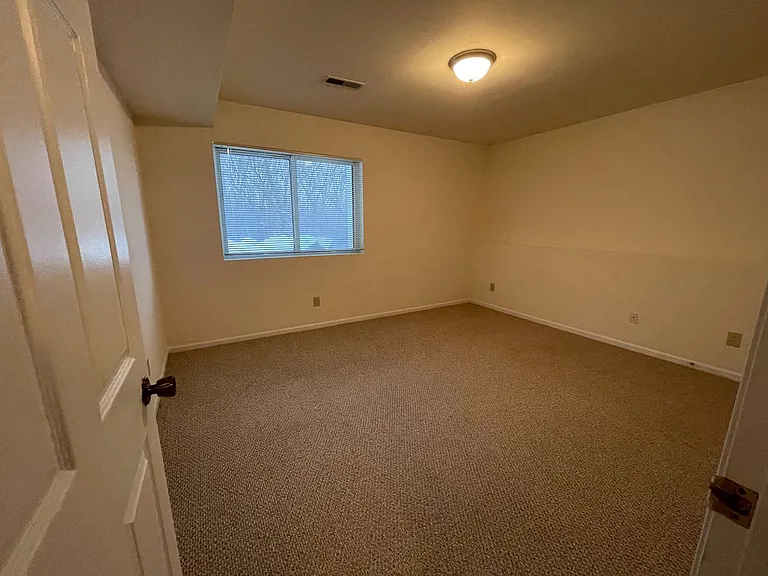 Muirfield Apartments — Photo 62
