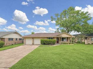 1607 Willowby Dr, Houston, TX 77008