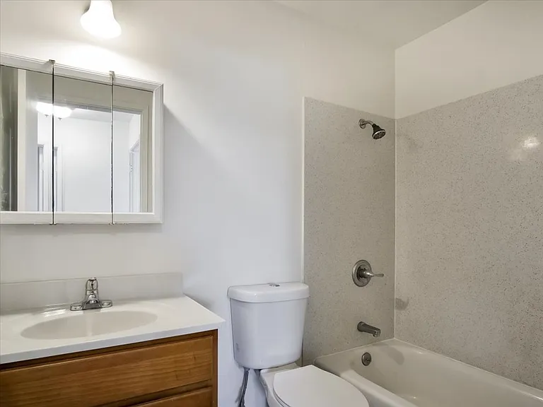 2901 Octavia St. — Photo 10