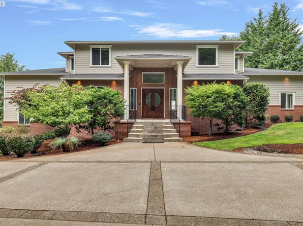 18243 SW Salmonberry Dr, Sherwood, OR 97140