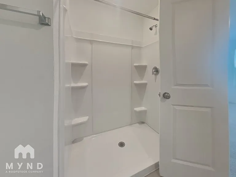 10607 Aqueduct Crk — Photo 14