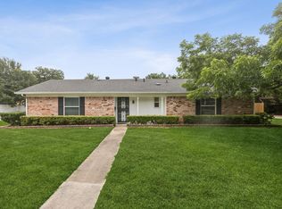2140 Barbell Ln, Fort Worth, TX 76111