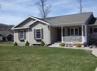 2821 Westview Dr, Marquette, MI 49855