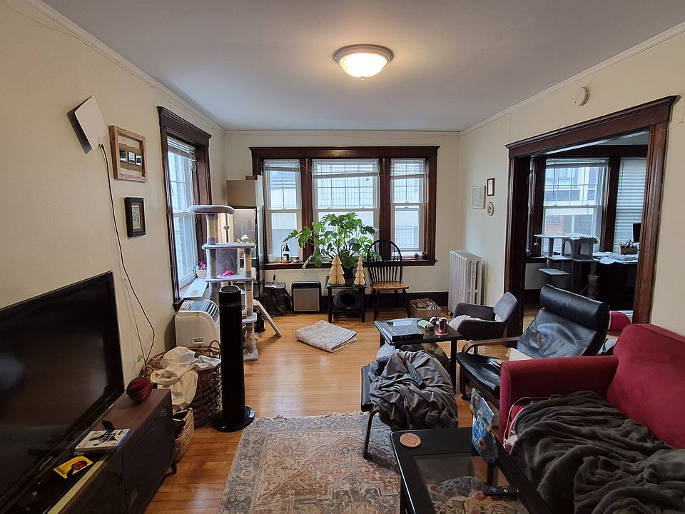 1st image of 14 Centre St #1C
