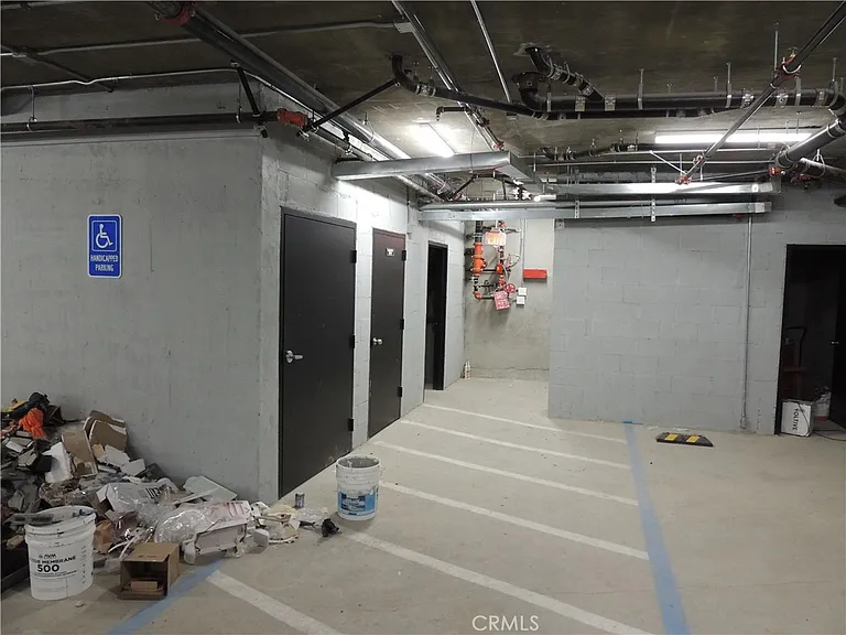 22735 Del Valle St #1 — Photo 15