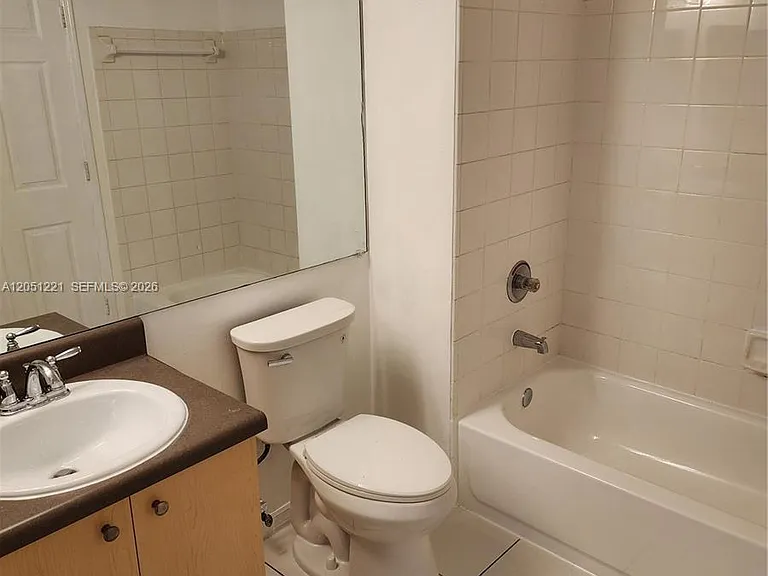 2433 Centergate Dr #203 — Photo 7