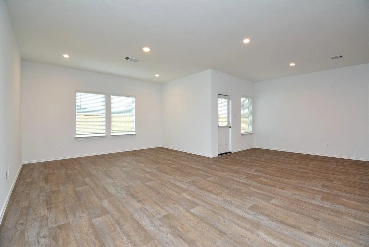 Building Photo - 4019 Prairie Grove Dr