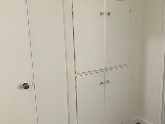5th image of 255 E Prospect Ave APT 2B