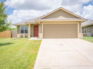 1154 Cottage Grove Cir, Bryan, TX 77801