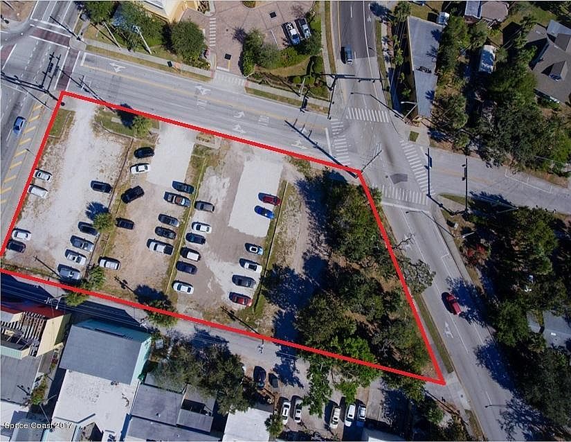 1st image of 1424-1454 Pineapple Ave