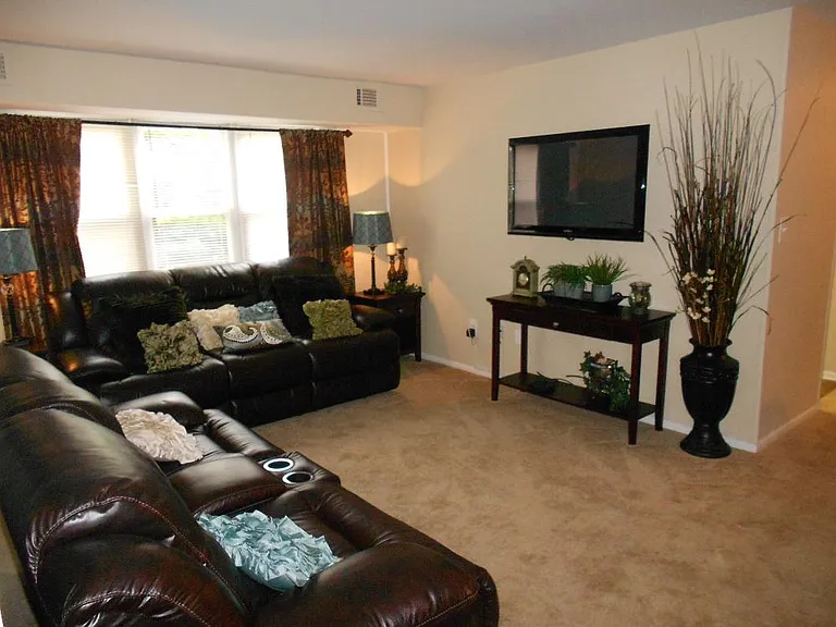 Brandywine Apartments — Photo 10