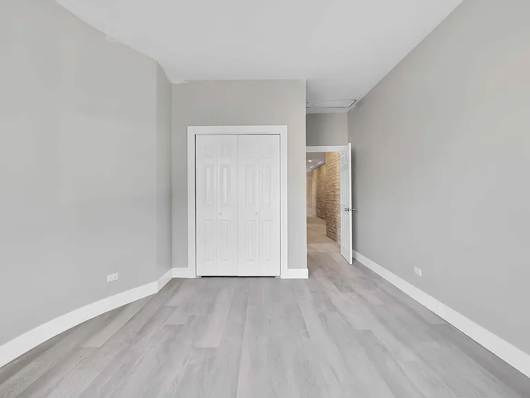 5231 S Indiana Ave #3 — Photo 5