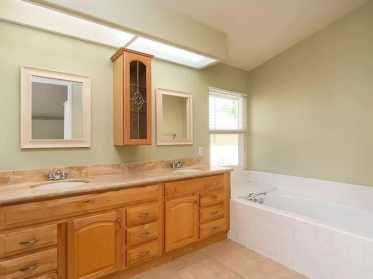 24939 Shoshone Dr — Photo 14