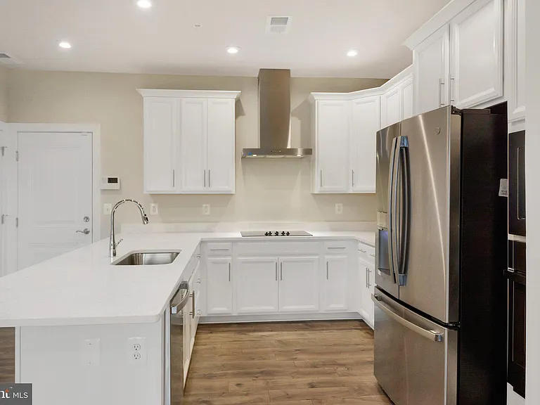 44615 Wolfhound Sq — Photo 3