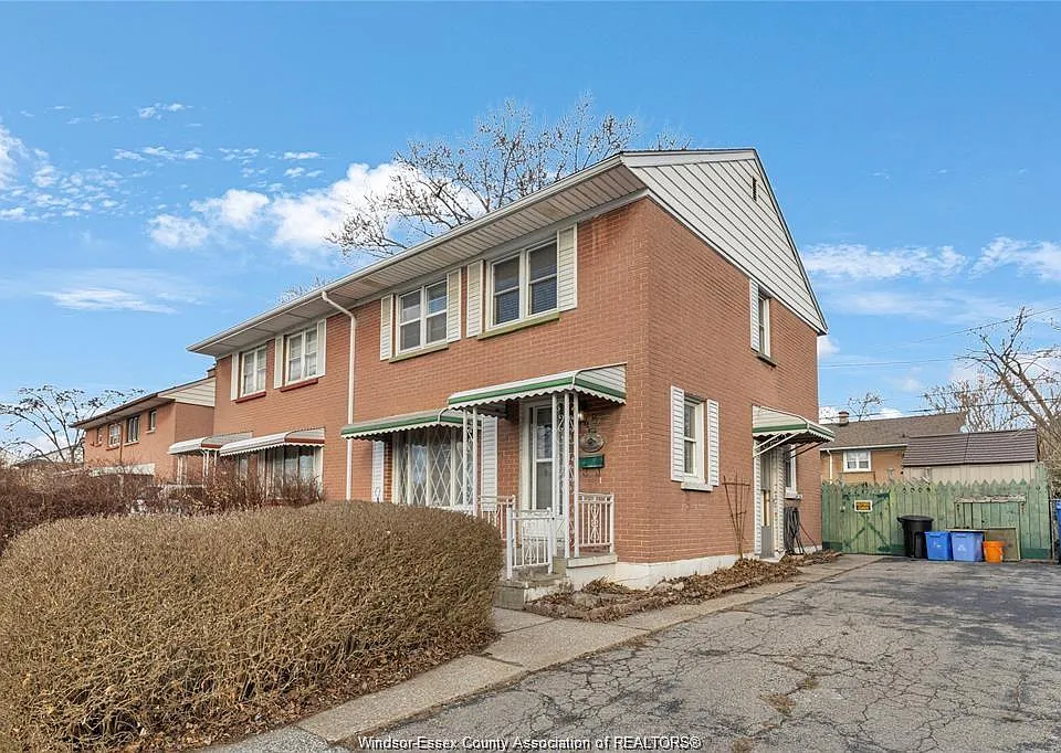2148 Tecumseh Rd W #LOWER