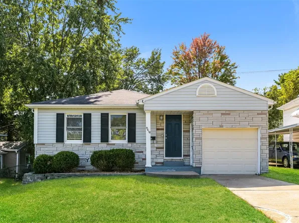 9418 Upland Dr, Saint Louis, MO 63123