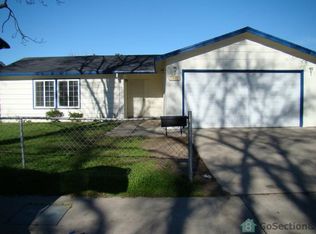 1033 Fish Dr, Modesto, CA 95351