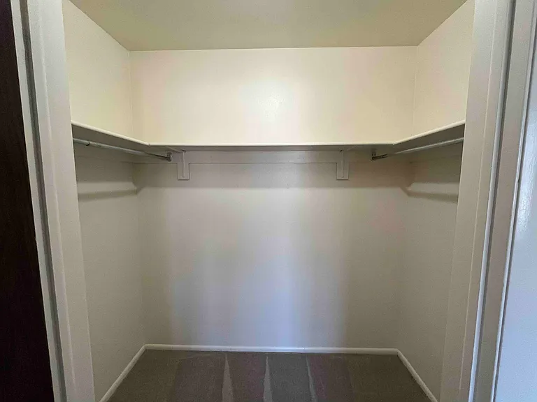 616 N Main St — Photo 8