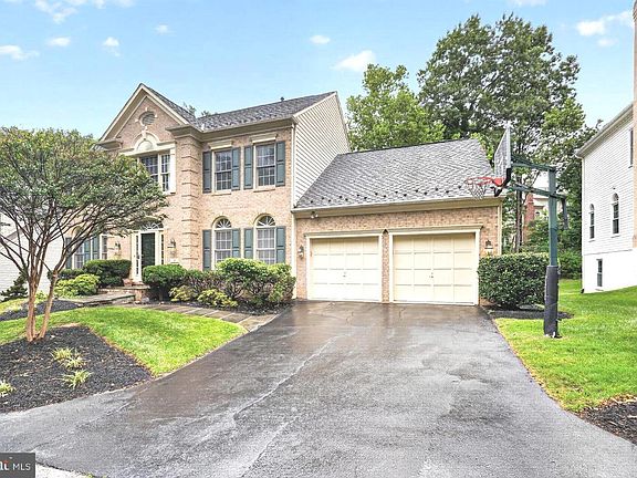 2nd image of 7 Turley Ct