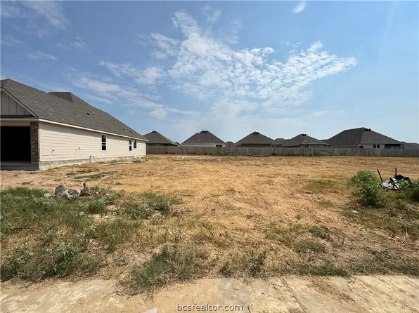 2506 Maskavich Ct, Bryan, TX 77807