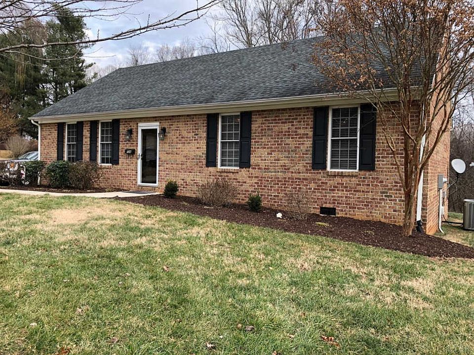 1st image of 724 Sherman Dr