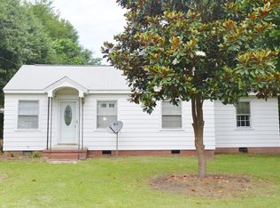 5110 Banyan Rd, Fayetteville, NC 28304