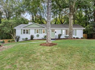 1366 Pinebluff Rd, Winston Salem, NC 27103