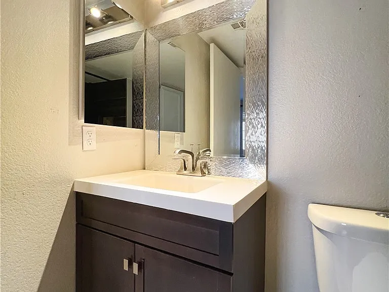 8410 Eldora Ave #1004 — Photo 57