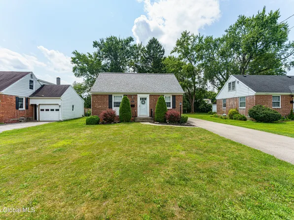 611 Sanders Avenue, Scotia, NY 12302