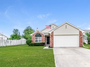 90 Southway Dr, Bargersville, IN
