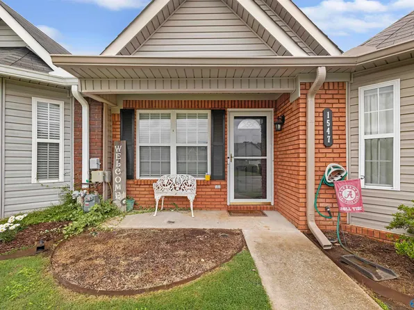 1547 Berkley St SW, Decatur, AL 35603