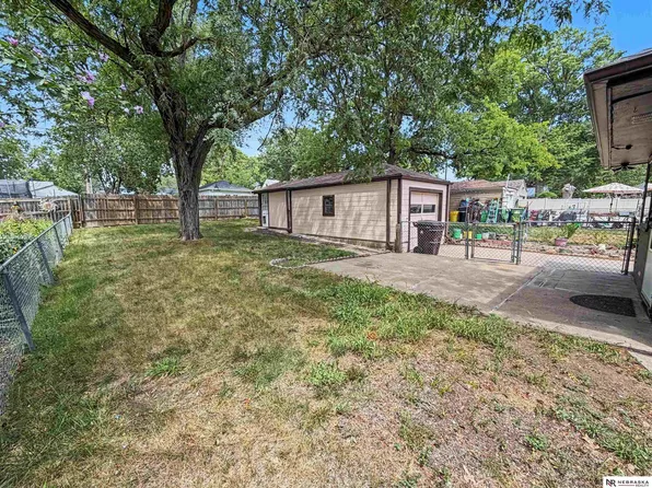 4220 E St, Lincoln, NE 68510