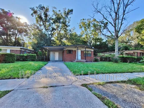 2750 Floradale Dr S, Jacksonville, FL 32209