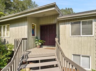 490 Spring Water Ln, New Canaan, CT 06840
