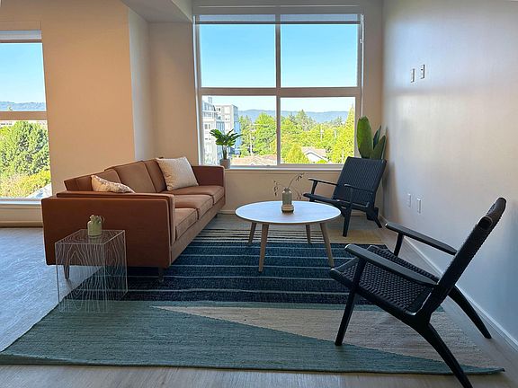 4th image of 5630 N Montana Ave #3daec9fe3